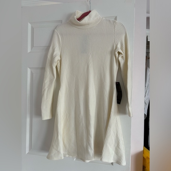 Dresses & Skirts - Bebe sweater dress